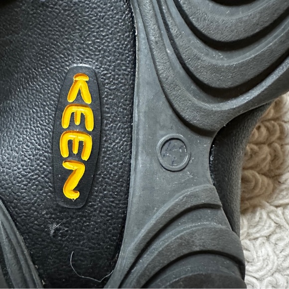 KEEN men's magnetic black Yogui slip on clog shoes 14 - Picture 11 of 12